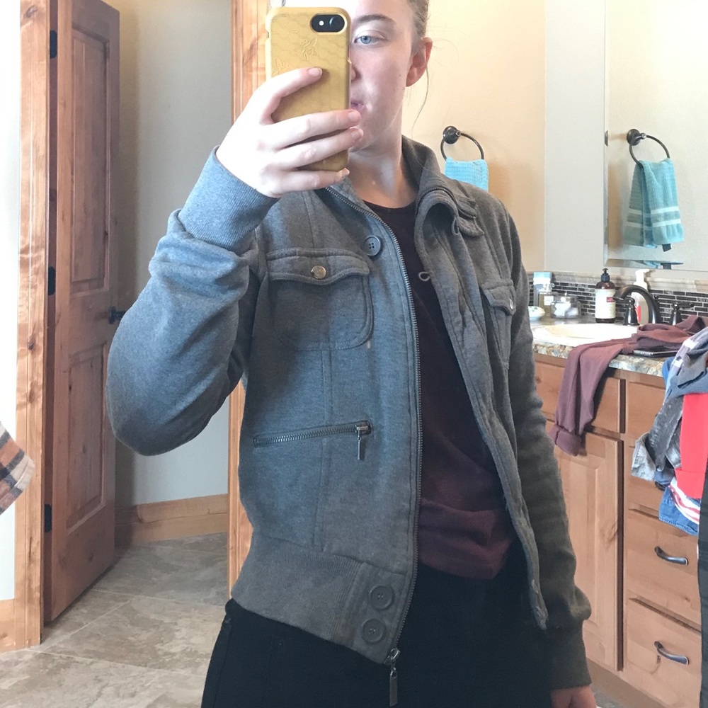 Casual light Weight Jacket/Sweatshirt